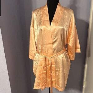 Vintage California Dynasty Peach Embossed Kimono Robe